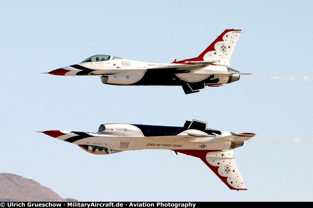 Thunderbirds - United States Air Force Air Demonstration Squadron