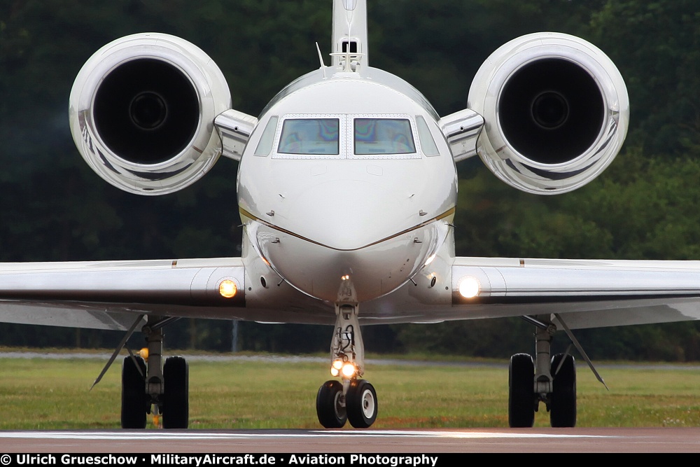 Gulfstream Aerospace G-V, G550