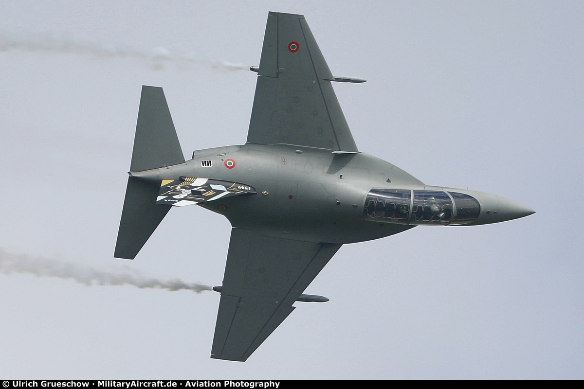 Alenia Aermacchi T-346A Master