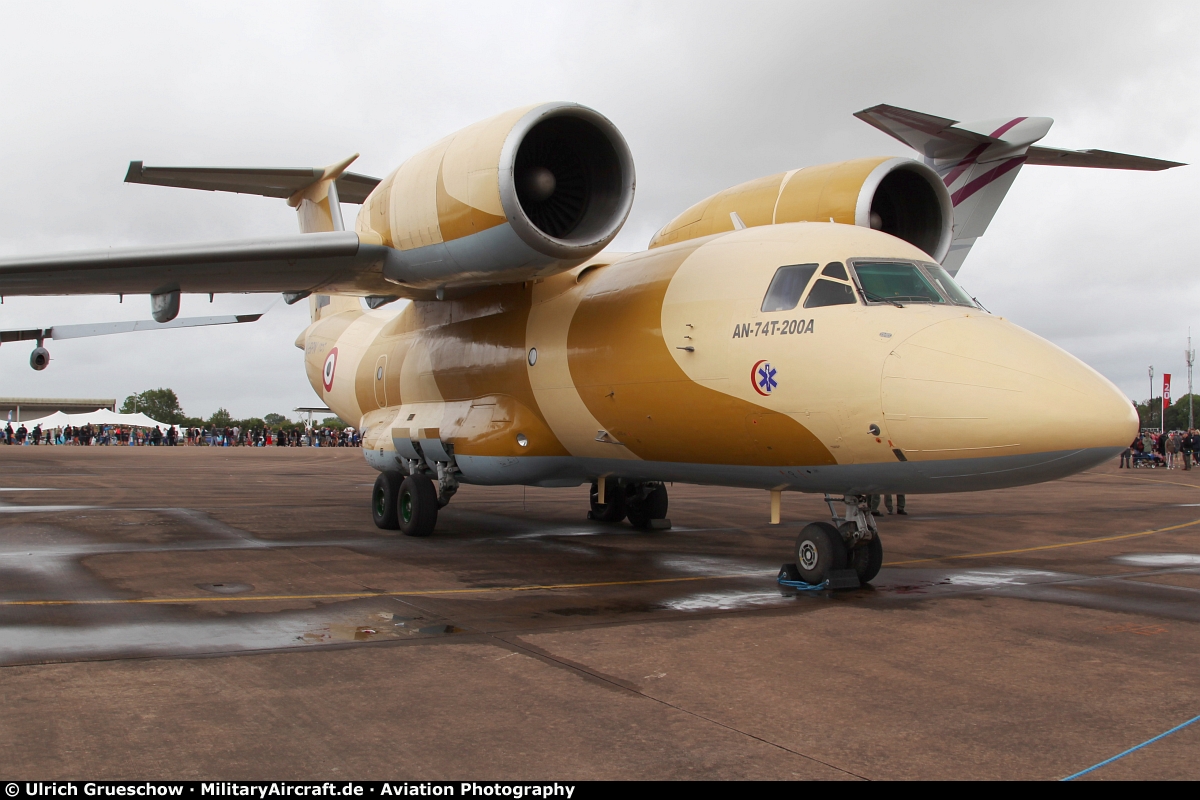 Antonov An-74T-200A (1256 / SU-BPN)