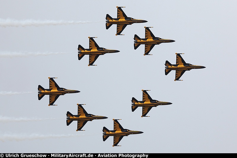 Black Eagles - Republic of Korea Air Force Aerobatic Team