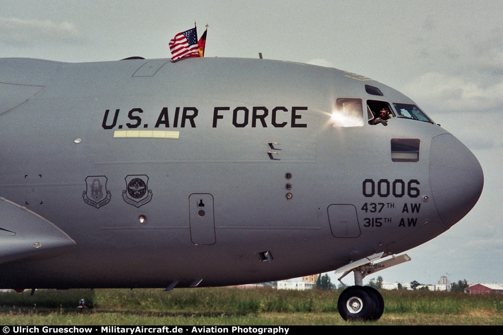 Boeing C-17A Globemaster III (96-0006)
