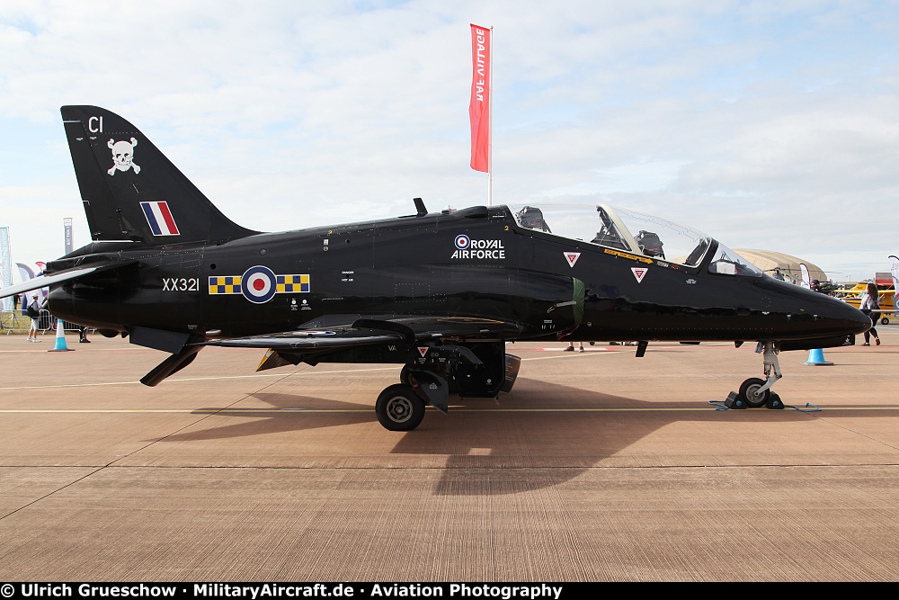 British Aerospace Hawk T1A (XX321 / CI)