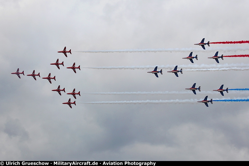 "Red Arrows" and the "Patrouille de France"
