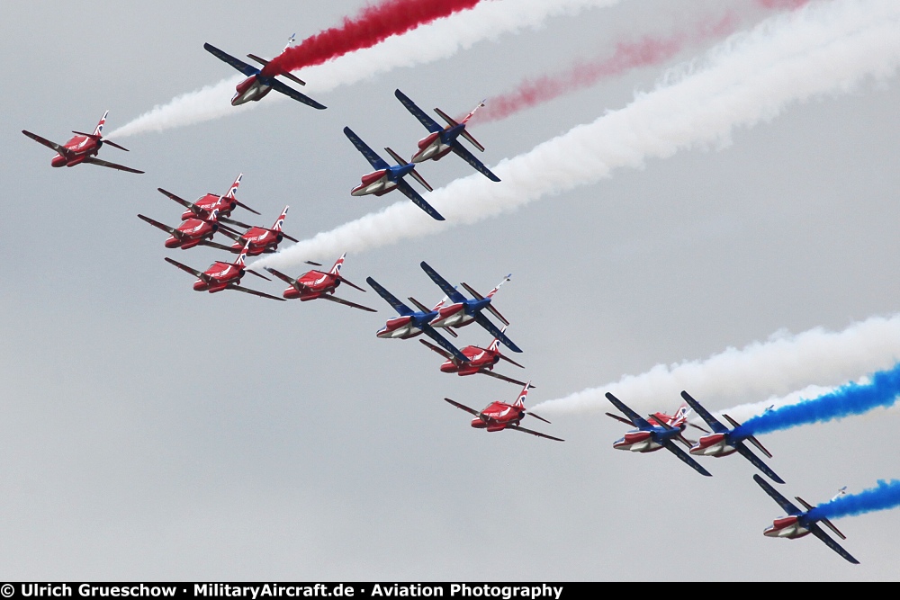 "Red Arrows" and the "Patrouille de France"