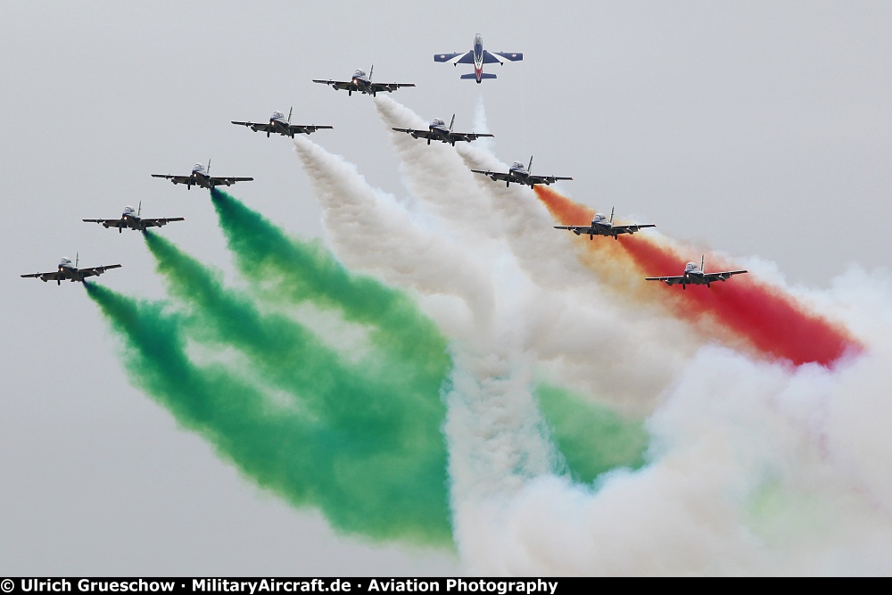 "Frecce Tricolori" (Italian Air Force Aerobatic Team)