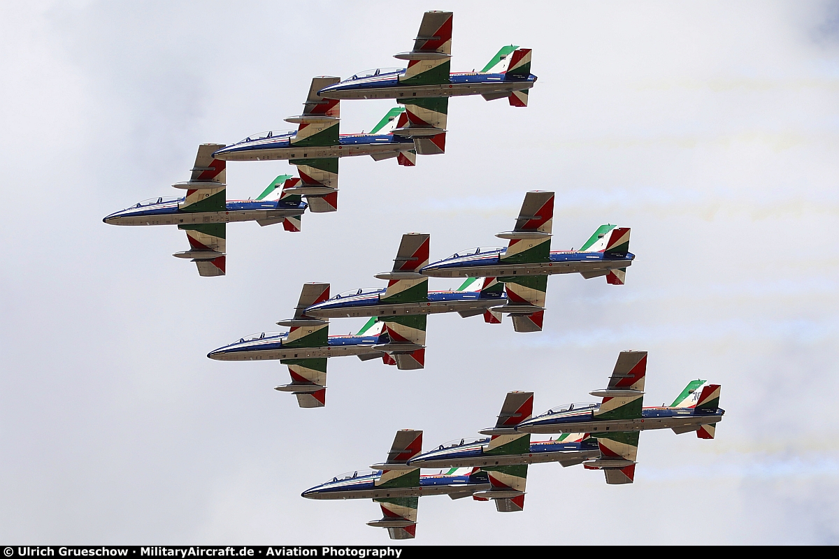 "Frecce Tricolori" (Italian Air Force Aerobatic Team)