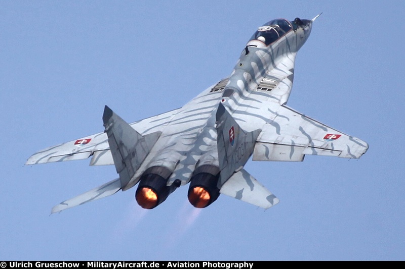 Mikoyan-Gurevich MiG-29UBS