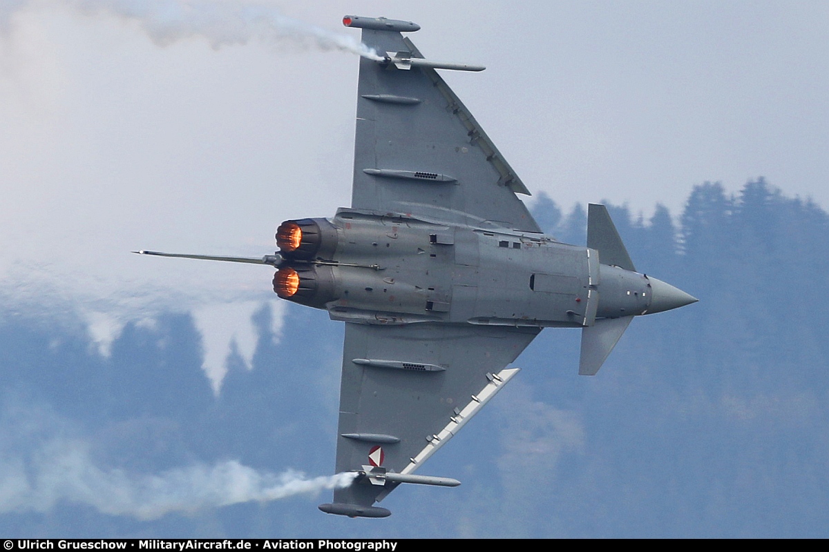 Eurofighter EF-2000 Typhoon S (7L-WB)