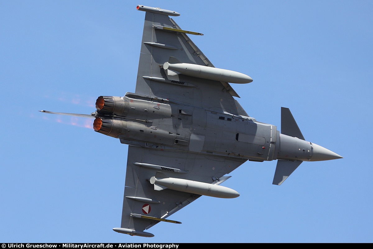 Eurofighter EF-2000 Typhoon S (7L-WI)