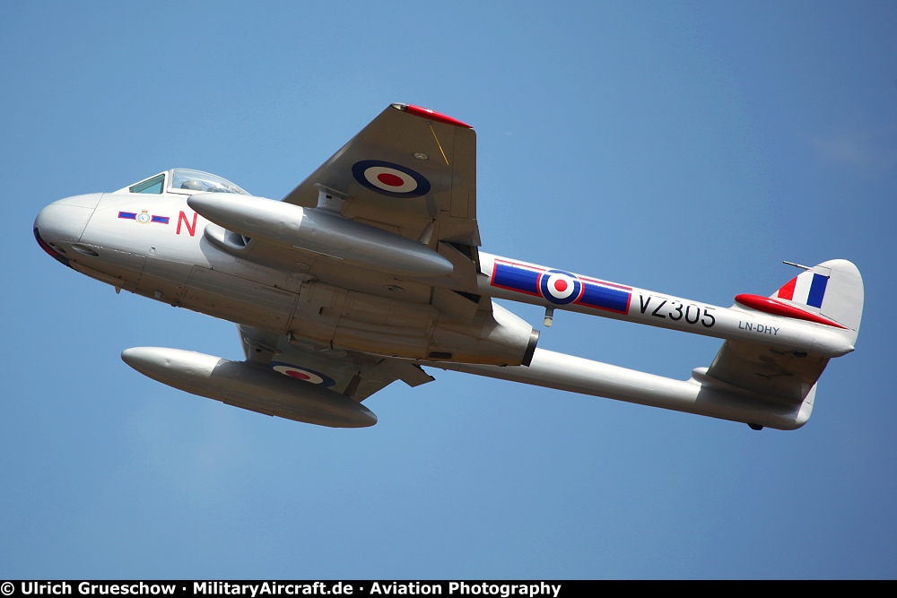 De Havilland (FFA) DH-100 Vampire FB6