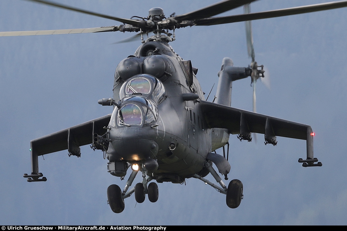 Mil Mi-24P Hind-F (Mi-35P) (331)