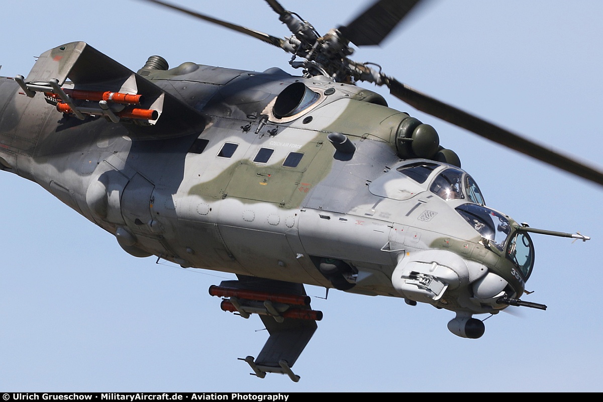 Mil Mi-35 Hind-E (3371)