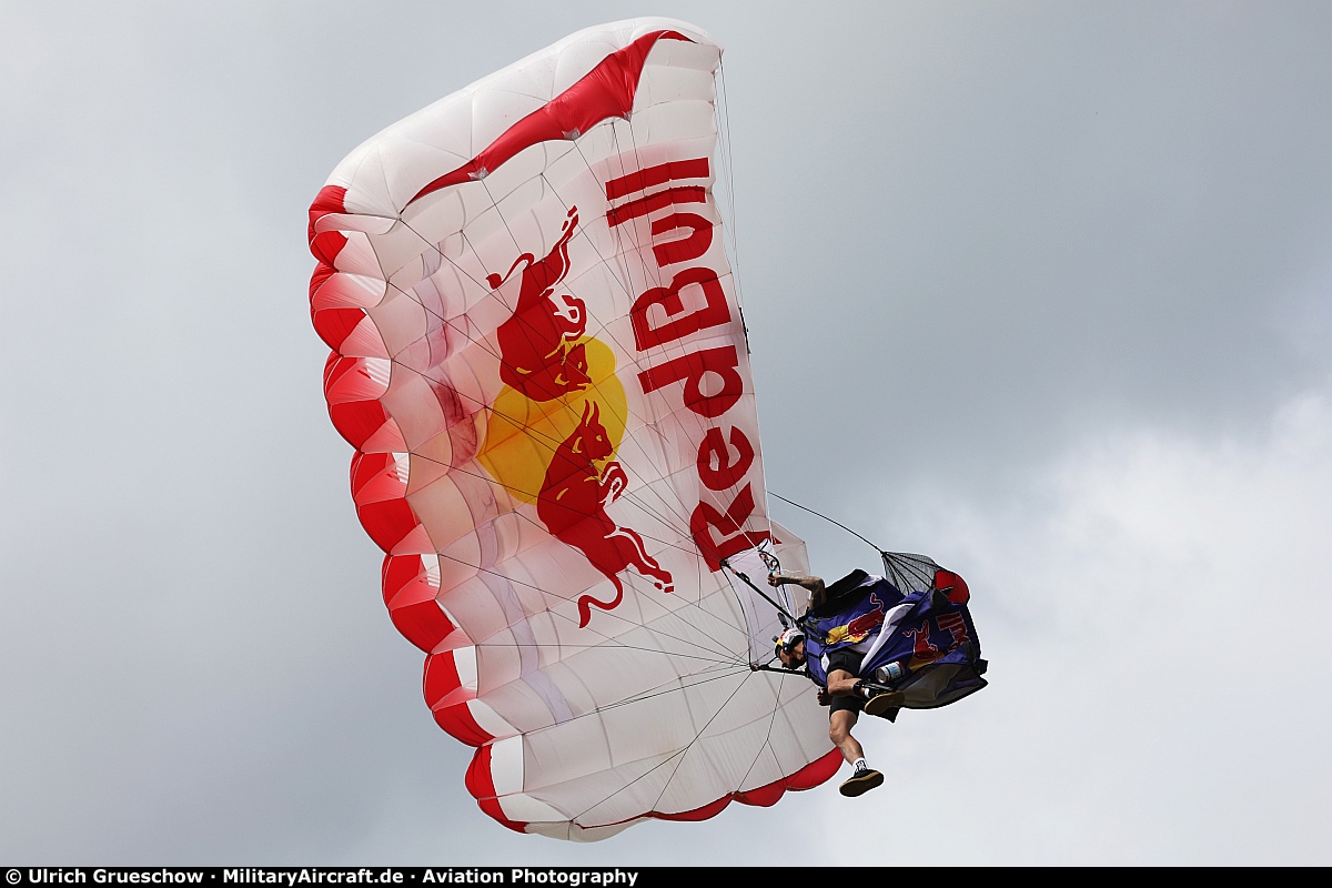 Red Bull Skydive Team