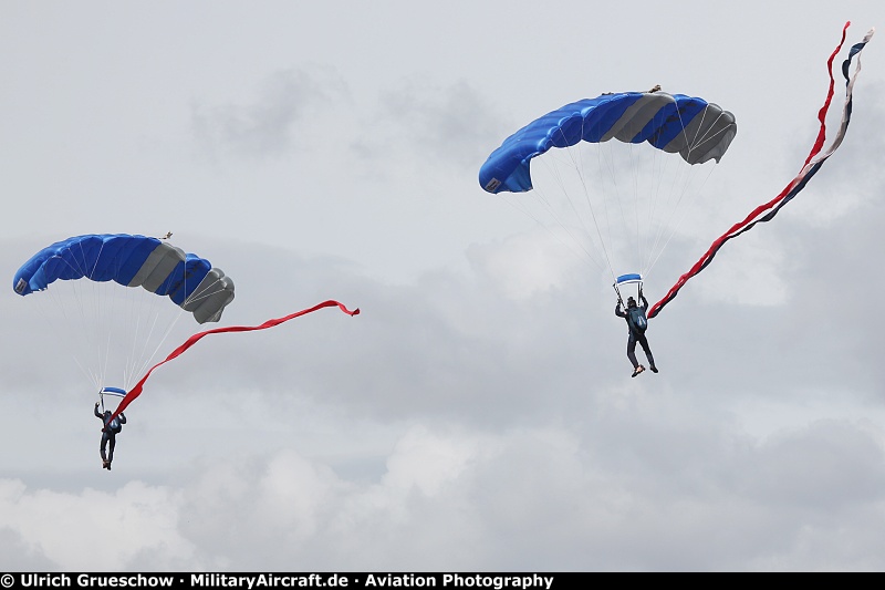 United States Air Force Parachute Display